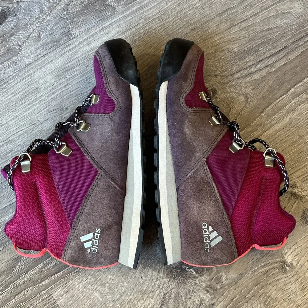 Adidas Terrex Climawarm‎ Snowpitch Hiking Boots Maroon Kids 1 UK 13.5 EU 32